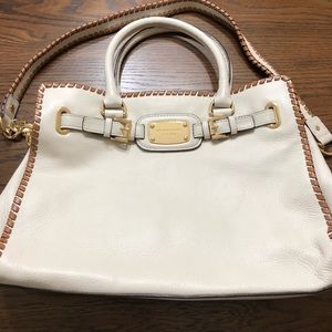 🚫 SOLD🚫Michael Kors leather handbag